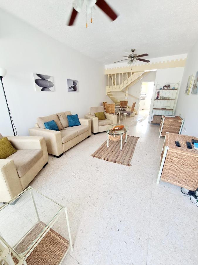 2 Bedroom Townhouse, Close To Paphos Harbour, Use Of Onsite Facilities Екстер'єр фото