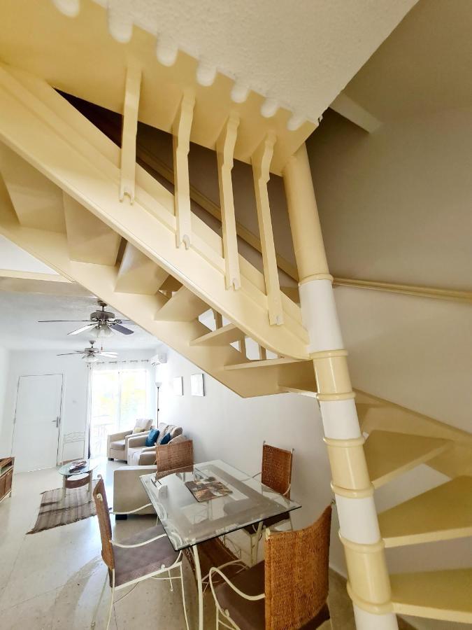 2 Bedroom Townhouse, Close To Paphos Harbour, Use Of Onsite Facilities Екстер'єр фото